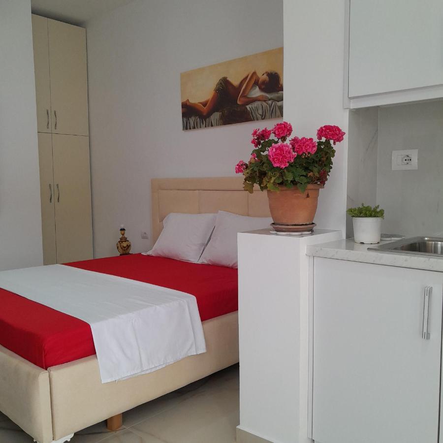 Denni'S Home Saranda Extérieur photo